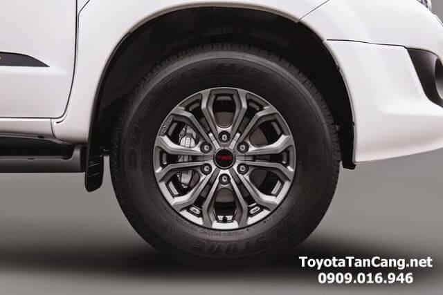 Toyota Fortuner TRD sportivo toyota tan cang 3