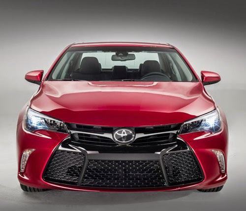 Review 2015 Toyota Camry XLE  Canadian Auto Review