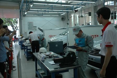 Toyota Phú Mỹ Hưng luôn có những khóa đào tạo nhân viên bài bản