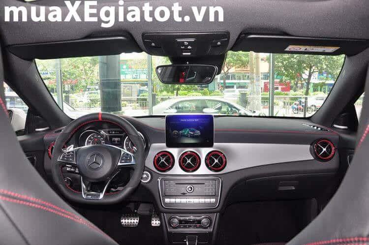 nội thất Mercedes CLA 45 AMG 2019 4Matic