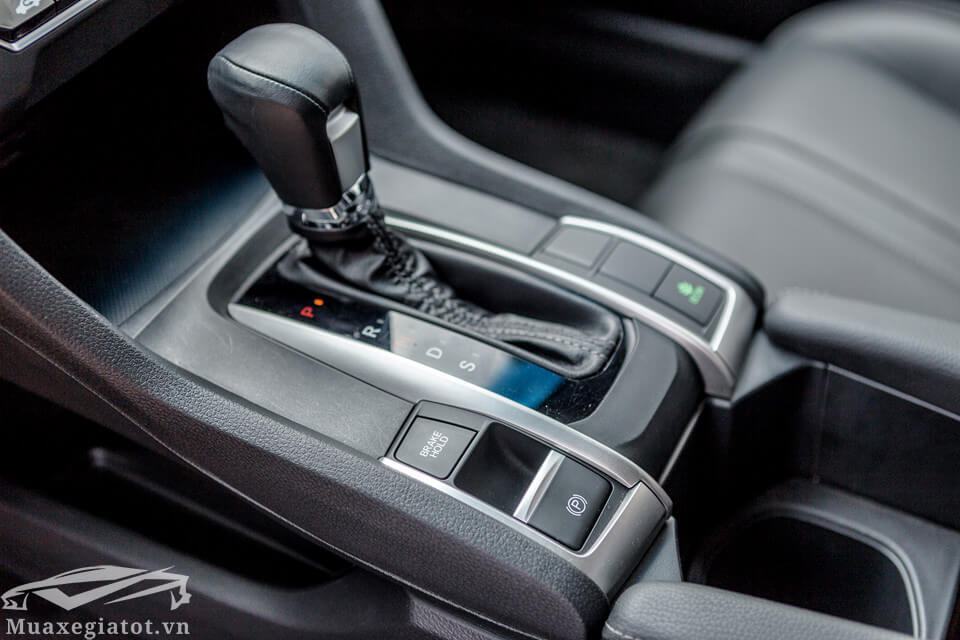 Honda Civic 1.8E sử dụng hộp số tự động vô cấp CVT
