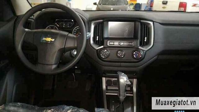 Chevrolet Trailblazer LT số tự động giải trí Muaxegiatot vn