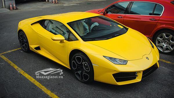 Giá Lamborghini Huracan LP580-2