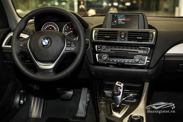 BMW 118i 2019 có trục cơ sở dài 2690 mm, “nhỉnh” hơn Audi A3 đến 53 mm.