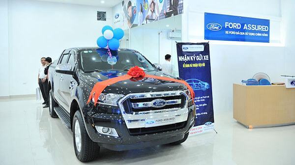 Chiếc xe bán tải Ford Ranger 2017 cũ đang trưng bày tại đại lý Sài Gòn Ford
