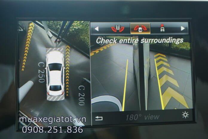 Camera 360 độ trên xe C250 2019 là một trang bị an toàn đáng đồng tiền