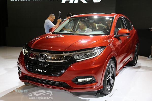 Theo lý giải của Toyota Việt Nam thì giá bán của Honda HRV cao là do xe được nhập khẩu thay vì lắp ráp trong nước giống các mẫu xe đối thủ