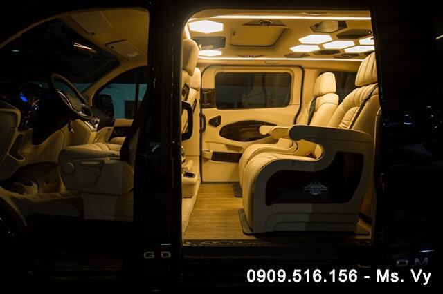 hang-ghe-thu-hai-xe-ford-tourneo-limousine-2020-muaxegiatot-vn