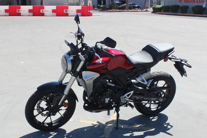 Chi tiết xe Honda CB300R 2021, Mẫu naked-bike đáng mua nhất