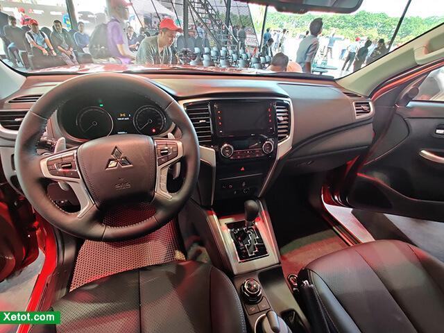 Đánh giá Mitsubishi Triton 2020 Giá  KM nội ngoại thất