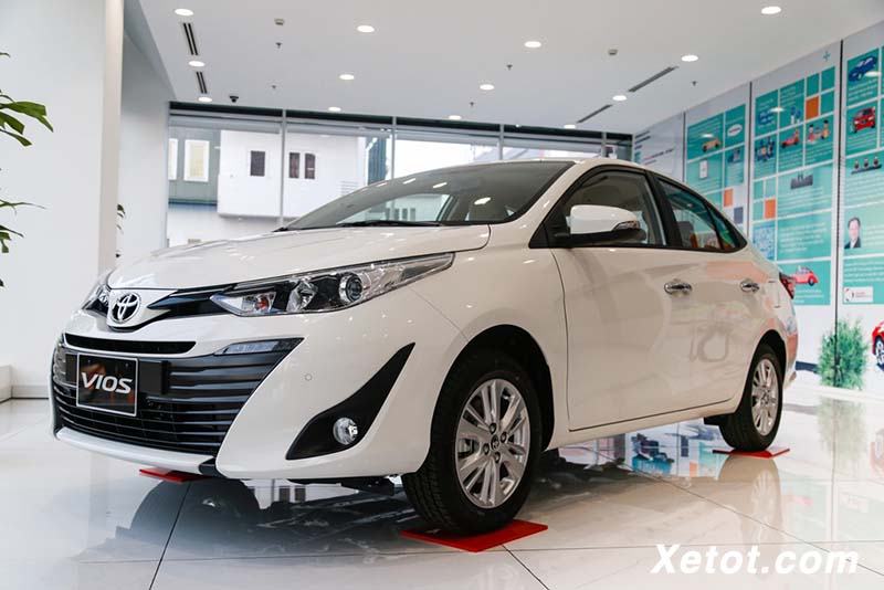 Nên mua Toyota Vios 2020 số sàn hay số tự động?