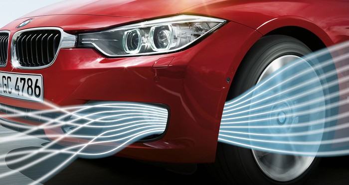 BMW EfficientDynamics là một gói công nghệ gồm động cơ, khí động học, trọng lượng xe...