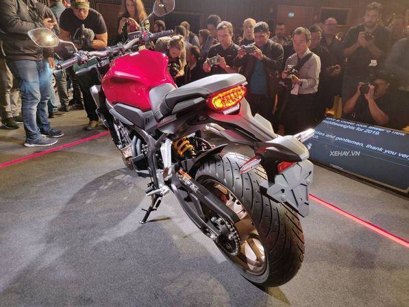 Honda CB650R Còn gì thú vị ở năm 2022