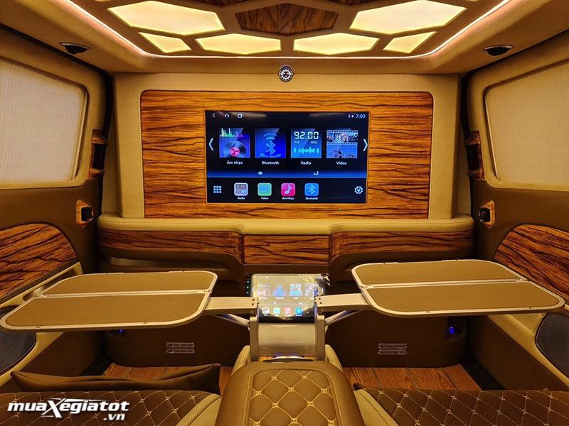 chi-tiet-ford-tourneo-limousine-vip-2020-2021-muaxegiatot-vn-9