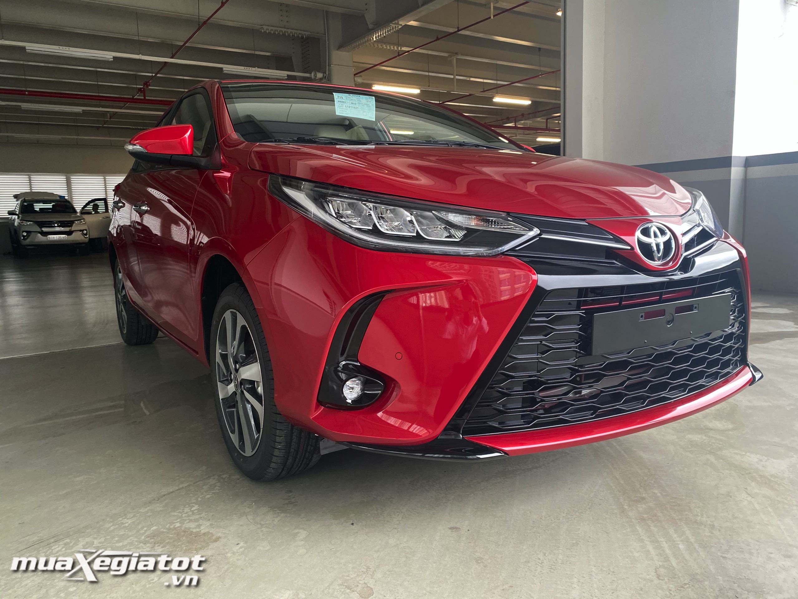 Đánh giá xe Toyota Yaris 2020 nhập khẩu sang trọng