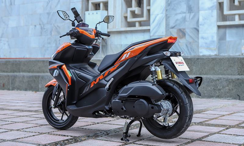 gia-xe-Yamaha-NVX155-2021-muaxegiatot-vn