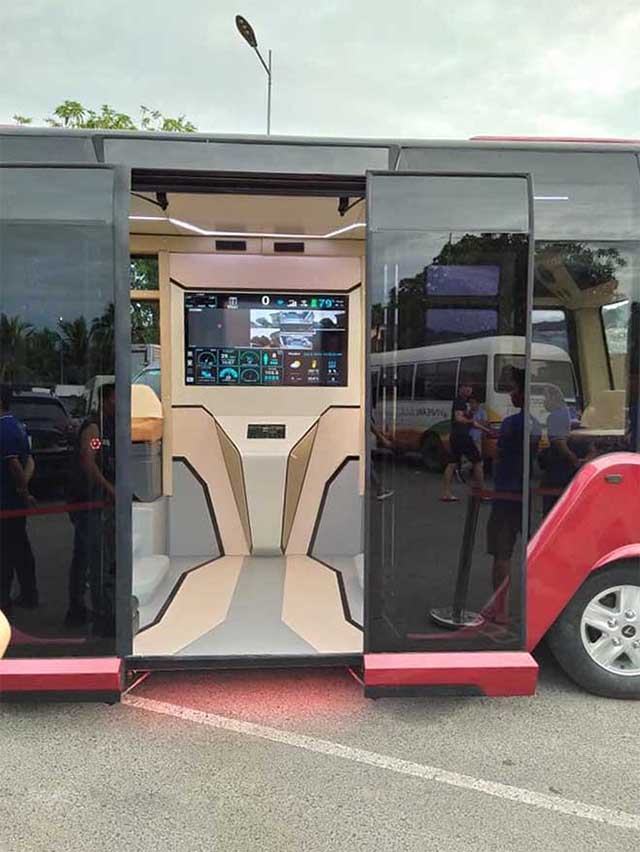 Chiếc xe buýt điện VinFast lần đầu tiên xuất hiện ở TPHCM