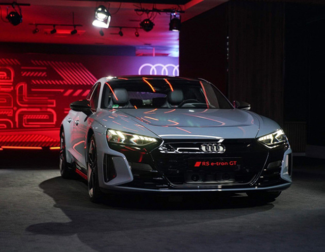 Audi-e-tron-GT-2022-ra-mat-thai-lan-muaxegiatot-vn