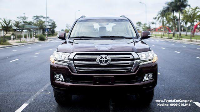Toyota Land Cruiser 2016 đang được bán chính thức tại các đại lý Toyota chính hãng