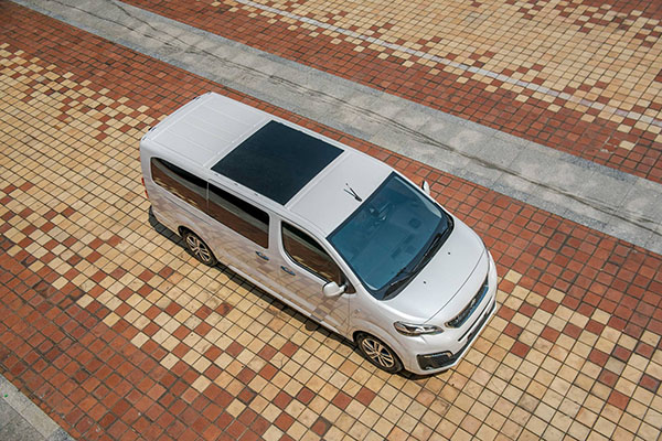 Đánh giá Peugeot Traveller 2022, Xe MPV 7 chỗ cỡ lớn dành
