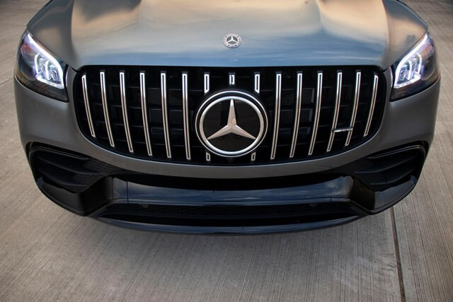 640 Mercedes AMG GLS 63 2022 luoi tan nhiet
