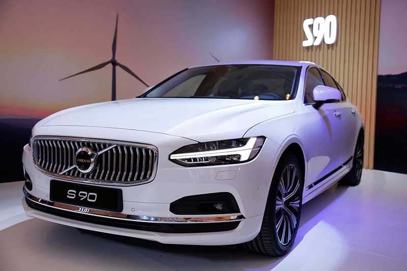 Volvo S90 2021 - ứng viên xe sang gầm thấp  cho chương trình Car Awards