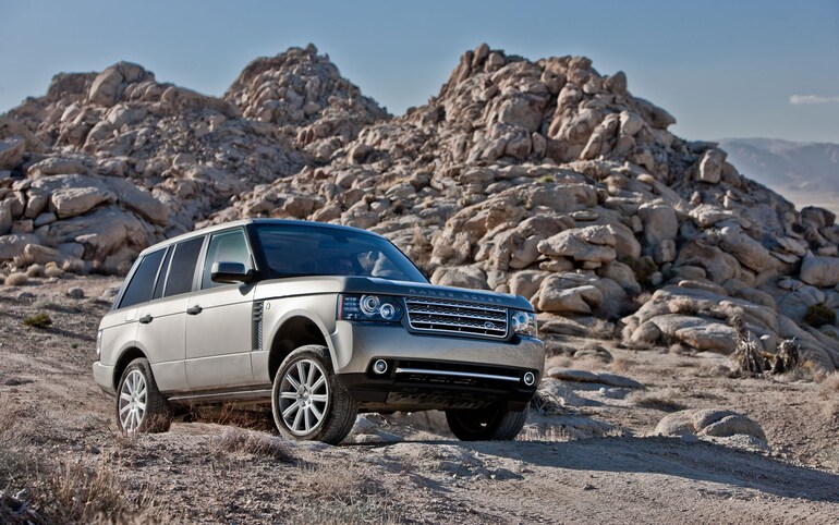 range rover 2012 1 16353474492551534829109 - Lịch sử phát triển của dòng xe Range Rover: Mẫu SUV không thể thiếu trong bộ sưu tập của các đại gia