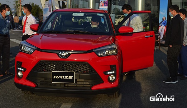 Toyota Raize Màu Đỏ