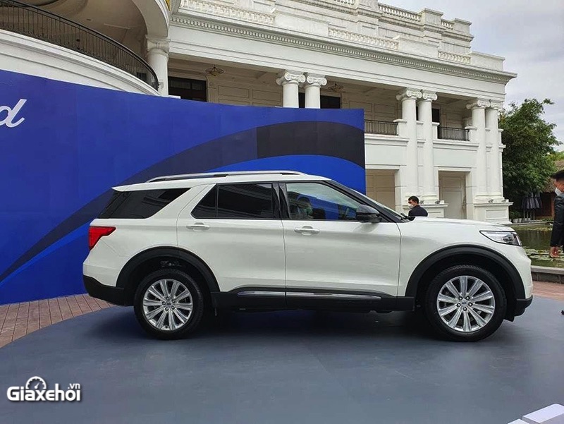 hong xe ford explorer 2022 limited giaxehoi vn 21