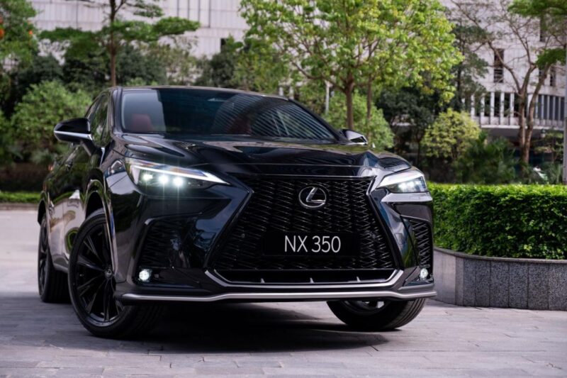 Lexus NX 350 F Sport 2022 vừa ra mắt Việt Nam.