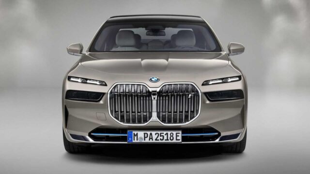 BMW i7 2023 có ngoại hình với nhiều chi tiết mới.