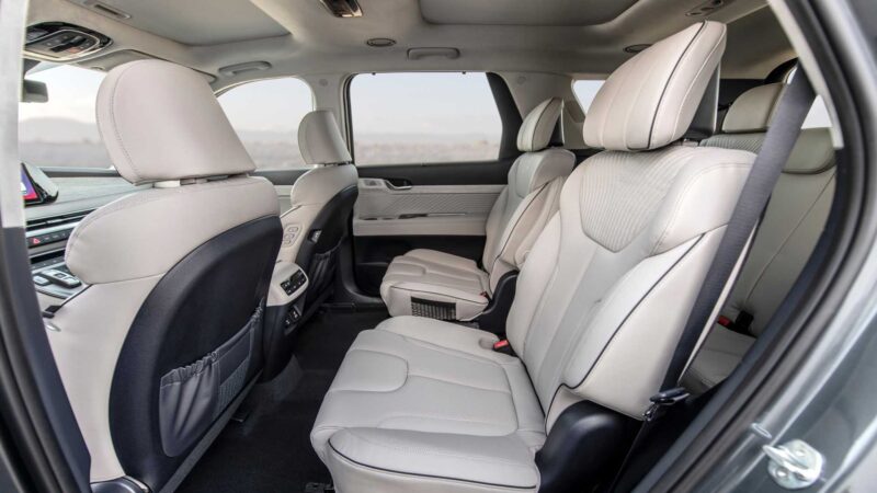 Hyundai Palisade 2023 có ghế thương gia.