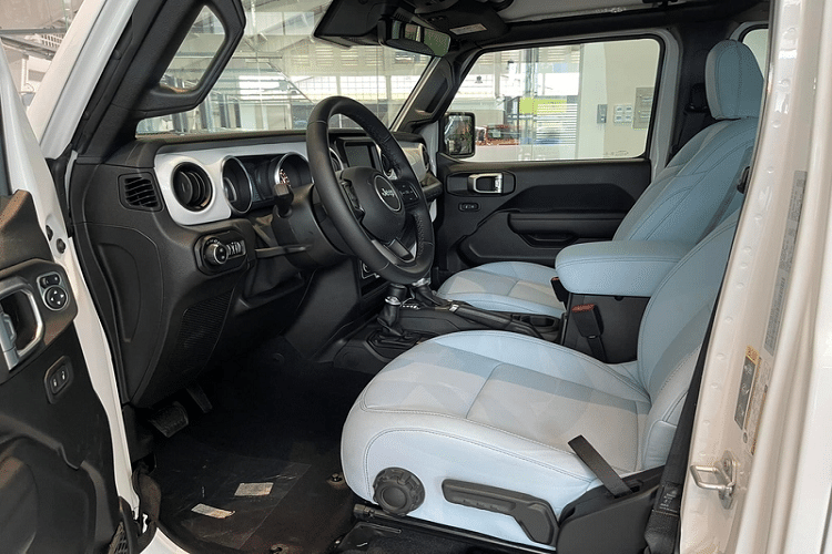 xe-jeep-wrangler-islander-2022-2023-muaxegiatot-vn-5