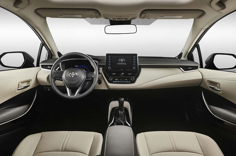 Toyota Corolla 2023 với tổng thể nội thất không thay đổi.