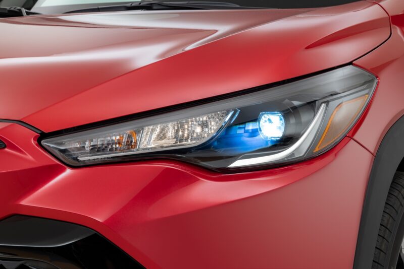 Toyota Corolla Cross 2023 dùng đèn LED.