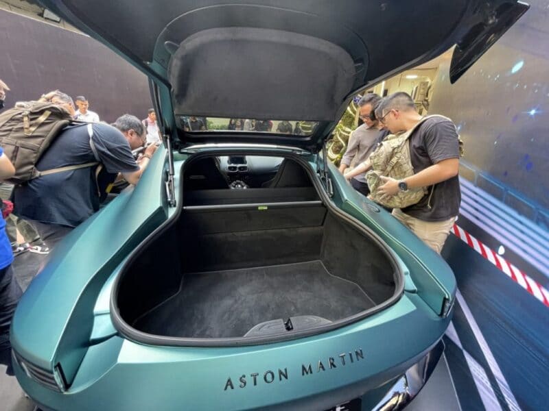 Aston Martin Vantage F1 Edition 8 1024x768 1