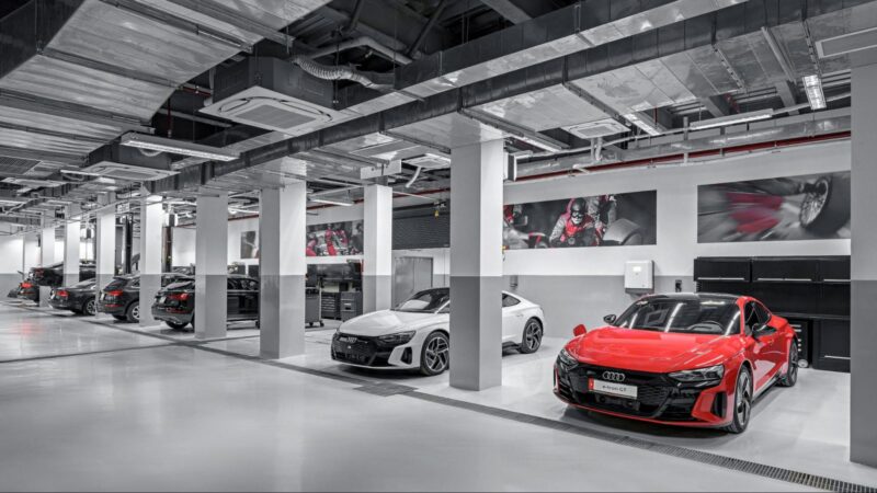 Audi e-tron GT mới ra mắt.
