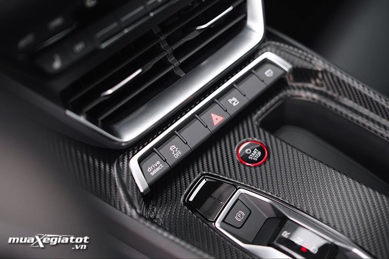 Audi e-Tron GT 2022 nhiều tiện nghi.