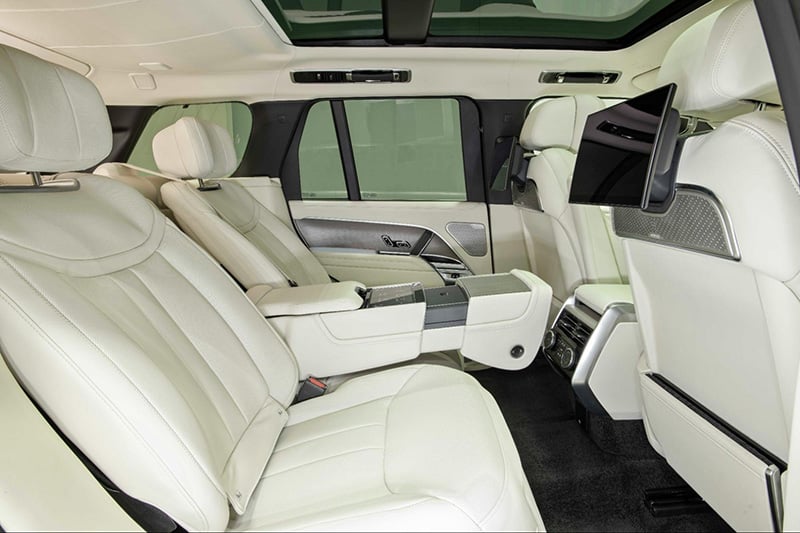 Range Rover 2023 với hàng ghế sau thương gia.