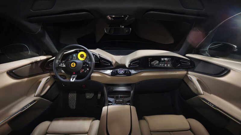 Ferrari Purosangue 2023 với khoang nội thất có thiết kế ấn tượng.