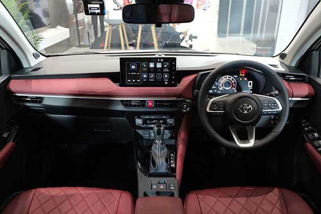Nội thất xe Toyota Vios 2023 trẻ trung, hiện đại và nhiều tiện nghi lần đầu được trang bị trên dòng xe hạng B này.
