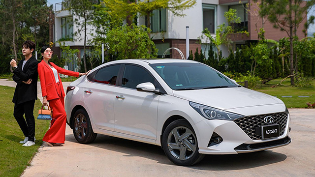 Hyundai Accent vẫn là dòng xe bán chạy nhất toàn thị trường với 1.024 xe đến tay khách hàng Việt Nam.